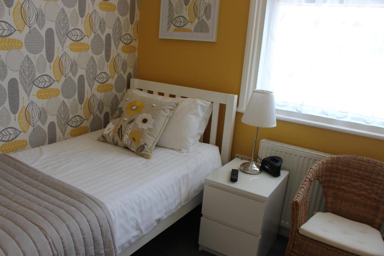 Beamsley Lodge B&B Eastbourne Exteriör bild