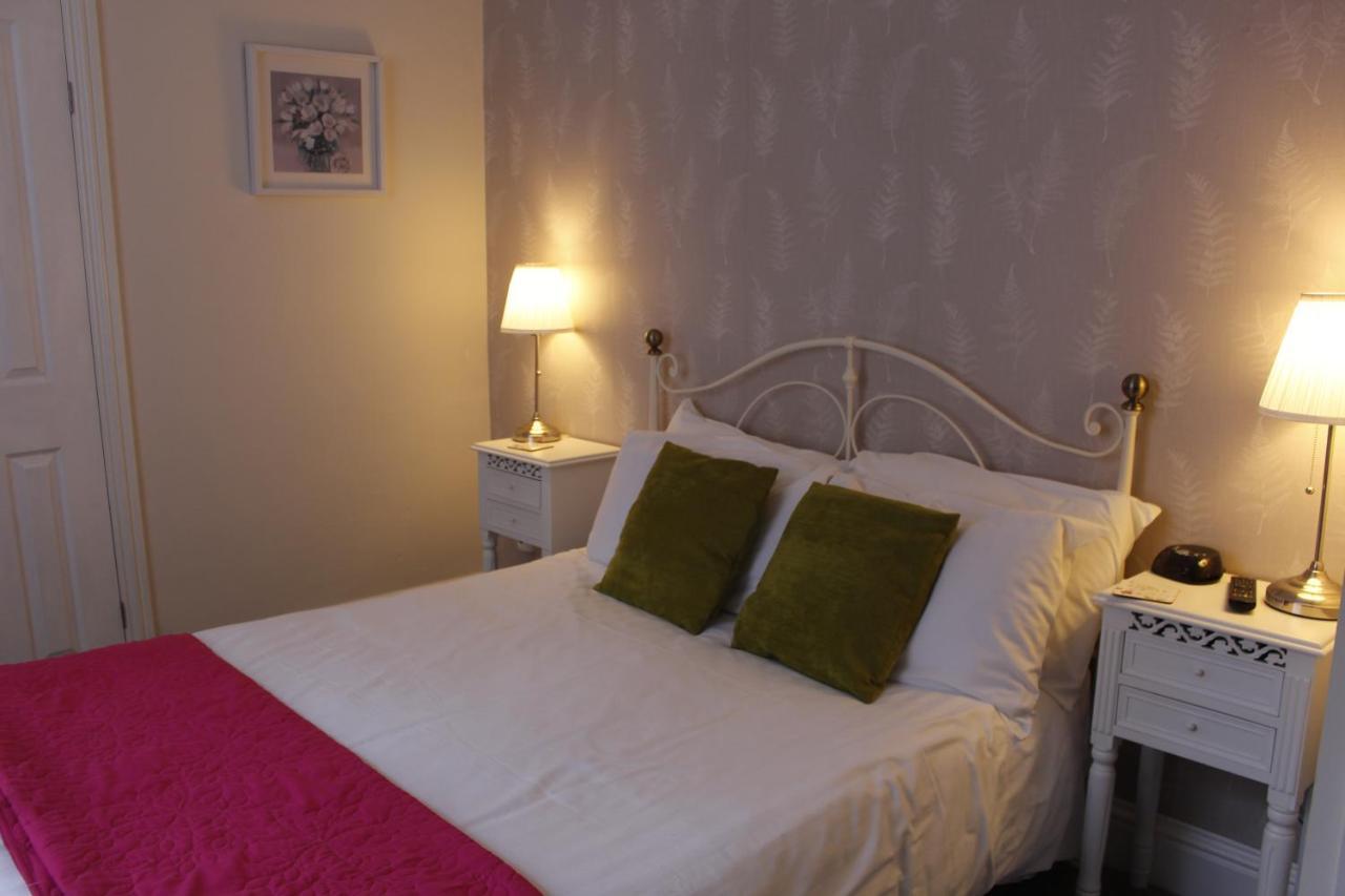 Beamsley Lodge B&B Eastbourne Exteriör bild