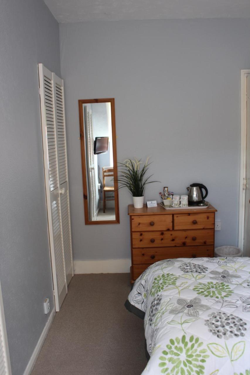Beamsley Lodge B&B Eastbourne Exteriör bild