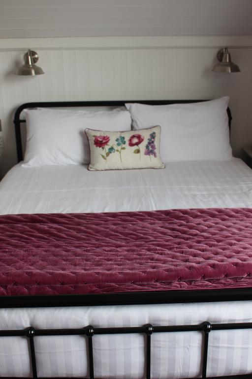 Beamsley Lodge B&B Eastbourne Exteriör bild