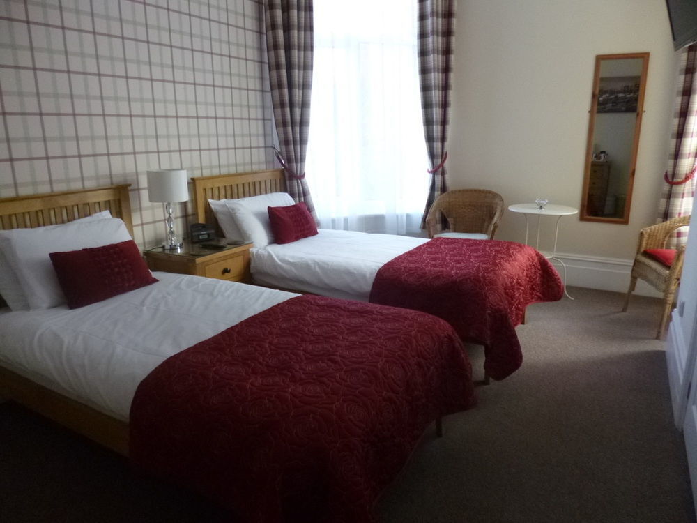 Beamsley Lodge B&B Eastbourne Exteriör bild