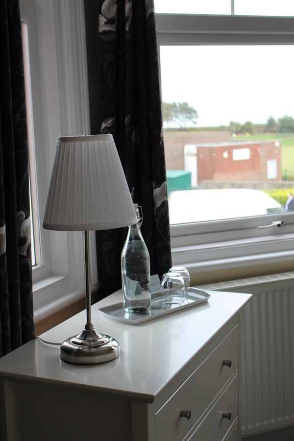 Beamsley Lodge B&B Eastbourne Exteriör bild