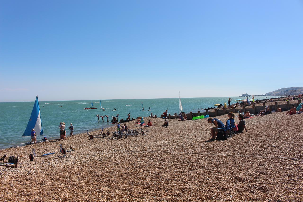 Beamsley Lodge B&B Eastbourne Exteriör bild